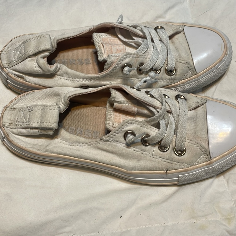 Converse Allstar size 6 sneakers